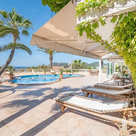 Quesada * Παγκουέρα